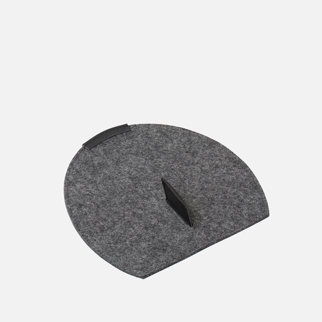 HP49 Merino Felt Rest Station 2.0 for AirPods Max